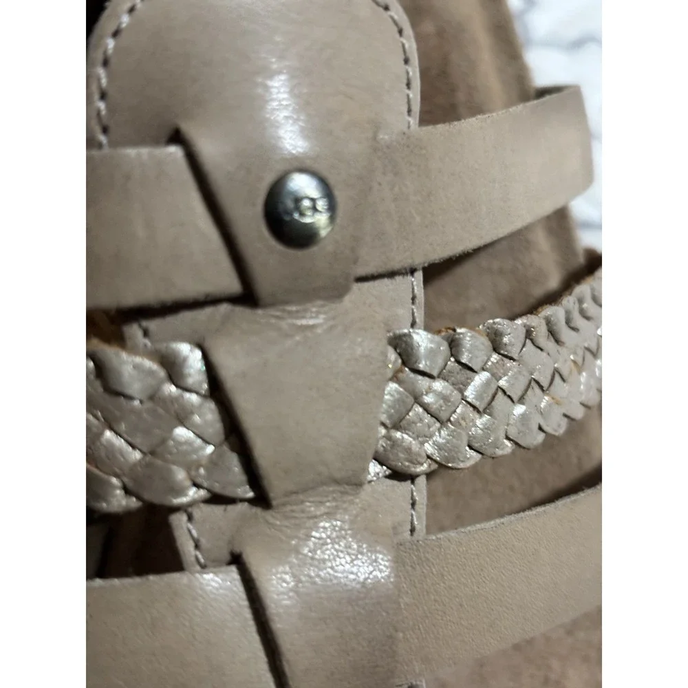 UGG Wedge Sandals Womens 8 Tan Leather Braided Metallic Cork Excellent Strappy